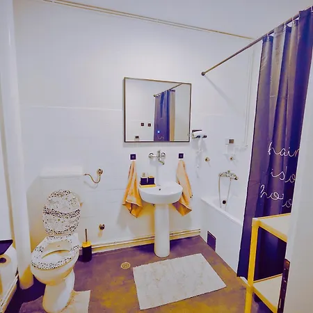 Panorama Sky -11 Min By Walk To Old Town - Free Parking Апартаменты