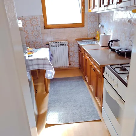 Апартаменты Panorama Sky -11 Min By Walk To Old Town - Free Parking *